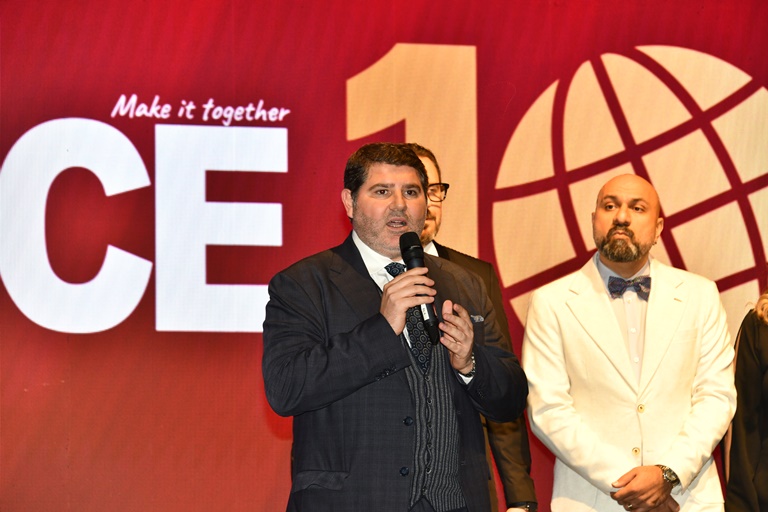 Uluslararas� M�ce Endüstrisi Derne�i 10. Y�l�n� ��k Bir Davetle Kutlad�