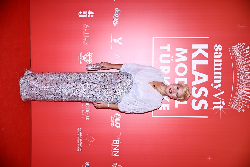 Sammyvit Klass Model Türkiye 2025 :  ��kl�k Ve Zarafet  Gecenin �mzas� Oldu
