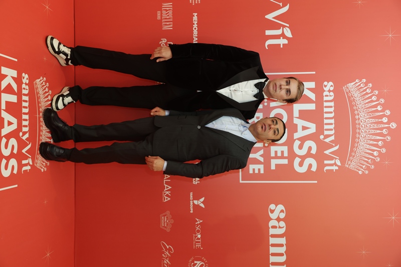 Sammyvit Klass Model Türkiye 2025 :  Ünlü �simler K�rm�z� Hal� ��kl���yla Oscar Gecesini Aratmad�