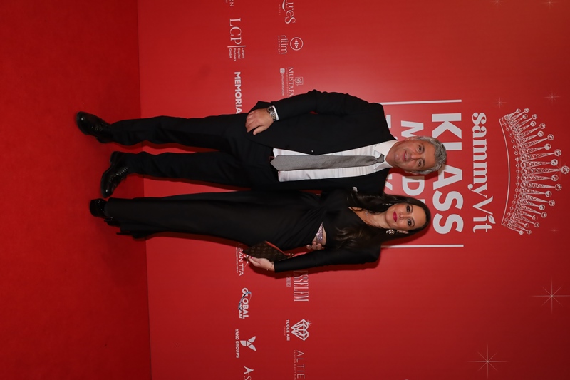 Sammyvit Klass Model Türkiye 2025 :  Ünlü �simler K�rm�z� Hal� ��kl���yla Oscar Gecesini Aratmad�