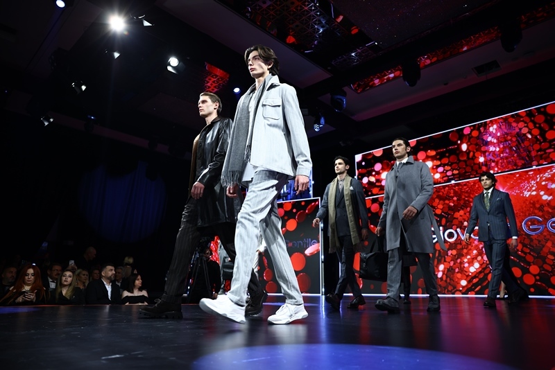 G�ovane Gent�le : Sammyvit Klass Model Türkiye 2025 Sahnesinde  Moda Dünyas�na Damga Vurdu