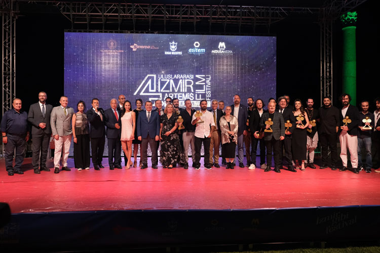 Uluslararası İzmir Film Festivali'nde Ödüller Sahiplerini Buldu 