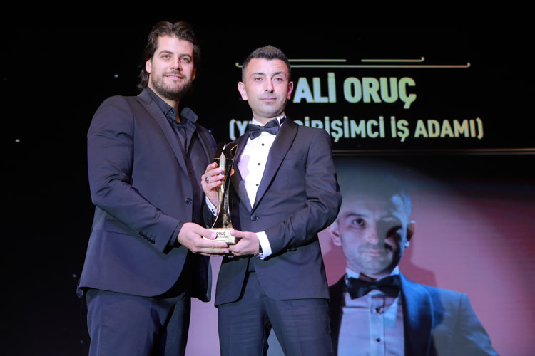 VİDEO HABER/ KLASS ÖDÜLLERİ 2022: Ali Oruç (Yılın Girişimci İş Adamı)
