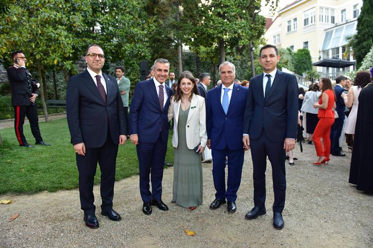  talya Cumhuriyet Bayram Venedik Saraynda Kutland