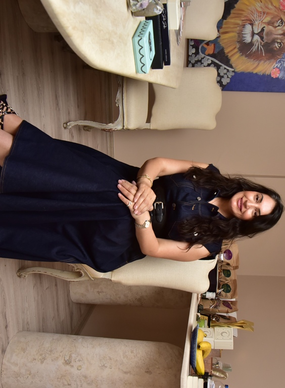 Kumru Köseler :  Derin Sezgisel Yetenekleri,  Güçlü Öngörüsü Ve nsan Psikolojisini Merkeze Alan Yaklamyla Binlerce Kiiye Dokundu