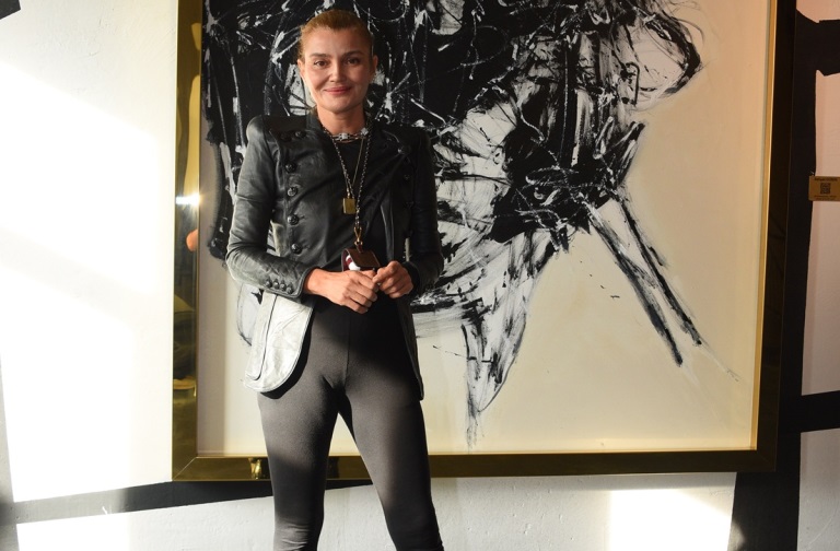 Dr. Rah�an Düren�in �Play Again� Sergisi, Tarhan Han�da Sanatseverlerle Bulu�tu