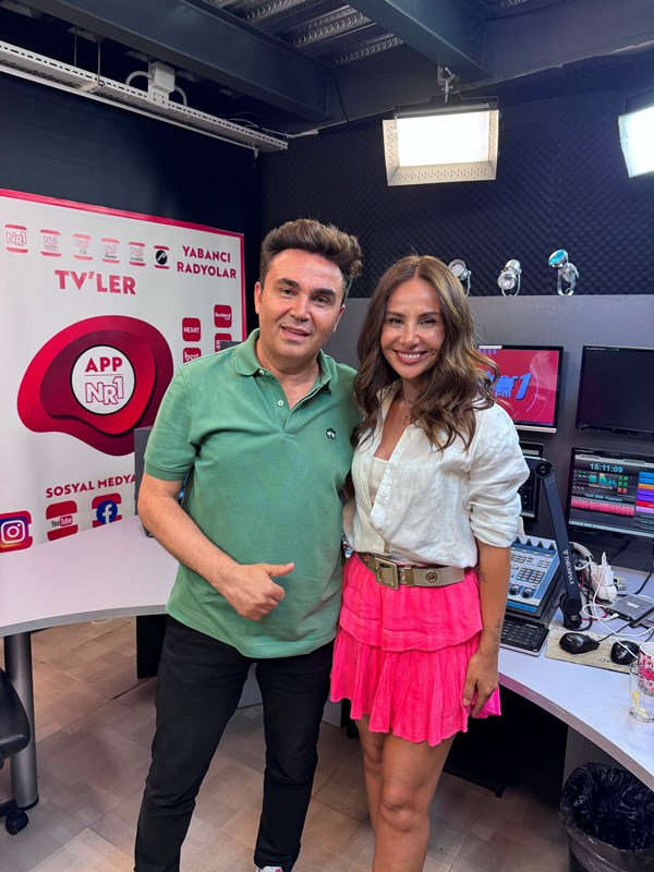 Betül Demir'den Yeni �ark�s� "Yüzdü K�y�ya" �tiraf� 