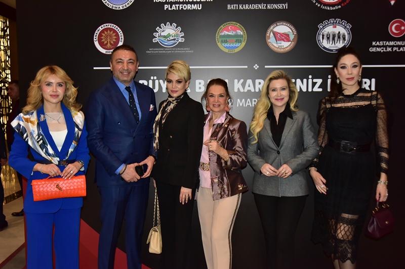 Kastamonulular Platformu Ve Bat� Karadeniz Konseyi'nin Birlik Ruhu �stanbul'da Ayn� Sofrada Bulu�tu 