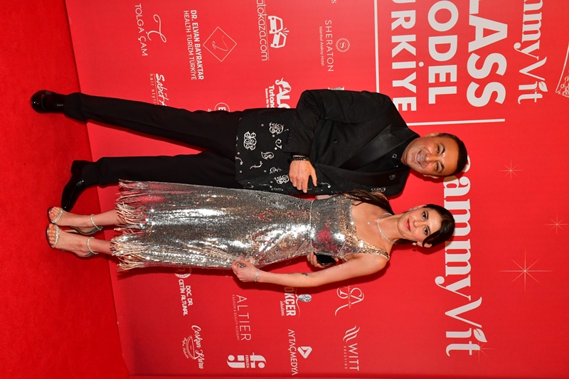 Sammyvit Klass Model Türkiye 2025 :  Ünlü �simler K�rm�z� Hal� ��kl���yla Oscar Gecesini Aratmad�