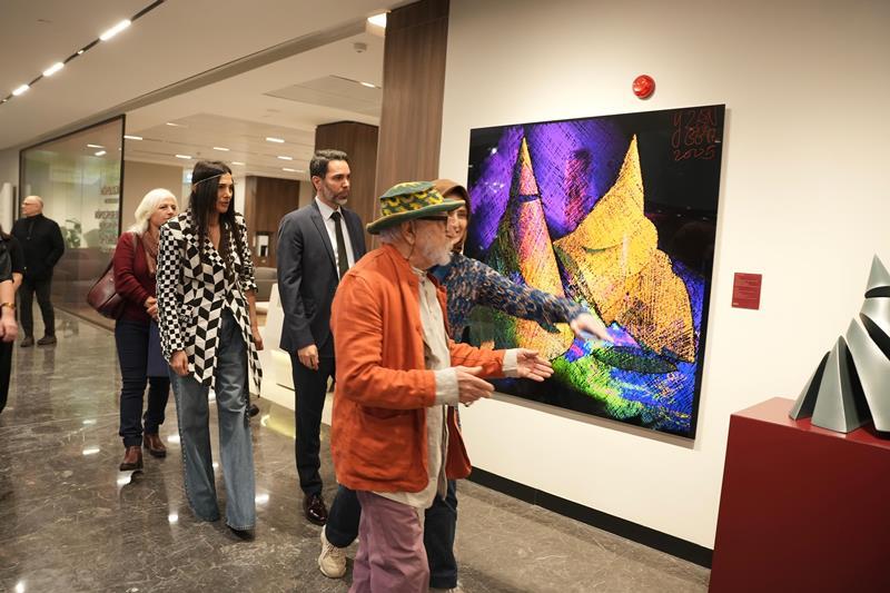 Y�lmaz Zenger�in 286 Eserlik Koleksiyonu Memor�al Göztepe�de Segileniyor