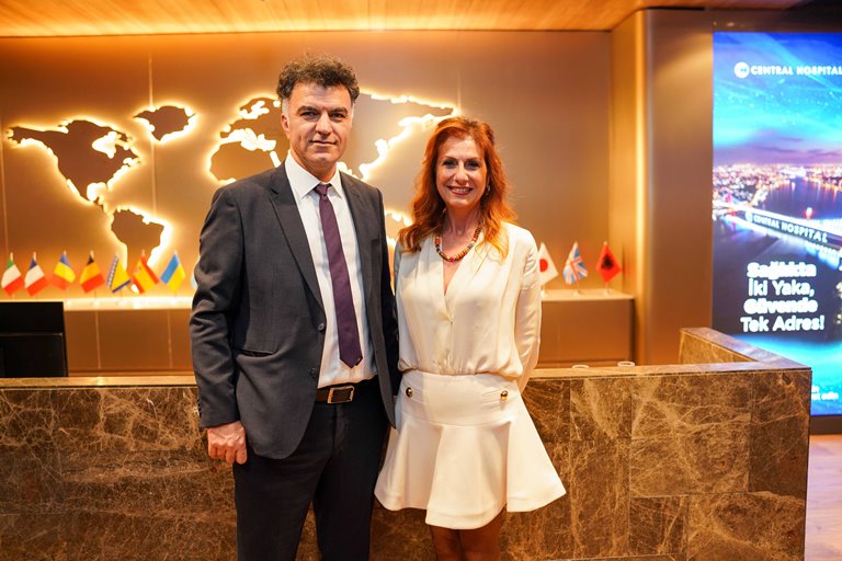 Central Hosp�tal, 30 Y�ll�k Kesintisiz Sa�l�k Yolculu�unu Etiler�e Ta��d� 