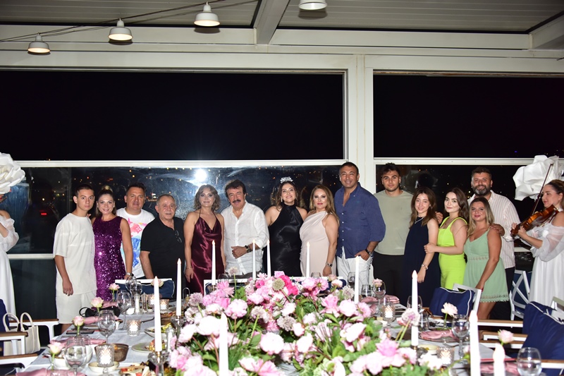 Dr.Seda Aydın : Yeni Yaşını Ailesi ve Dostlarıyla Birlikte Kutladı 