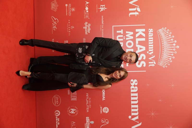 Sammyvit Klass Model Türkiye 2025 :  Ünlü �simler K�rm�z� Hal� ��kl���yla Oscar Gecesini Aratmad�