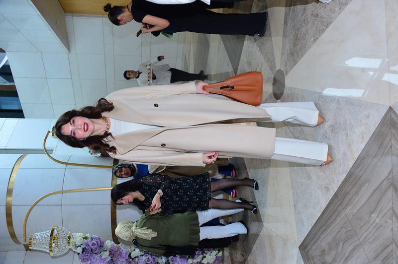 Bollywood I��lt�s� Raffles �stanbul�u Sard� Ünlüler Al��veri� Davetinde Bulu�tu