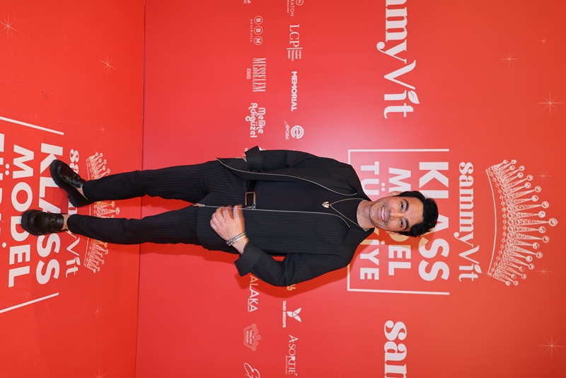 Sammyvit Klass Model Türkiye 2025 :  Ünlü �simler K�rm�z� Hal� ��kl���yla Oscar Gecesini Aratmad�