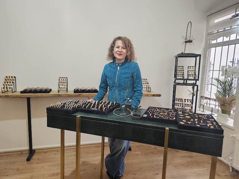 Metalartistanbul, 7 Y�ll�k Tutkusunu Asmal� Mescit�teki Showroom�uyla Taçland�rd� 