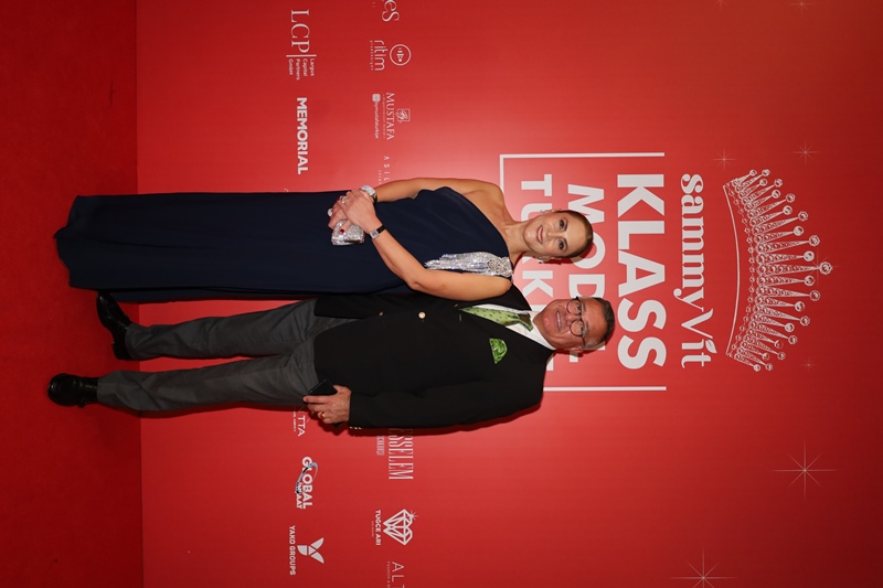 Sammyvit Klass Model Türkiye 2025 :  Ünlü �simler K�rm�z� Hal� ��kl���yla Oscar Gecesini Aratmad�