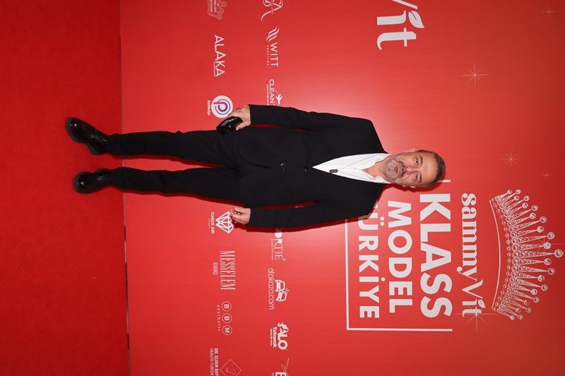 Sammyvit Klass Model Türkiye 2025 :  Ünlü �simler K�rm�z� Hal� ��kl���yla Oscar Gecesini Aratmad�