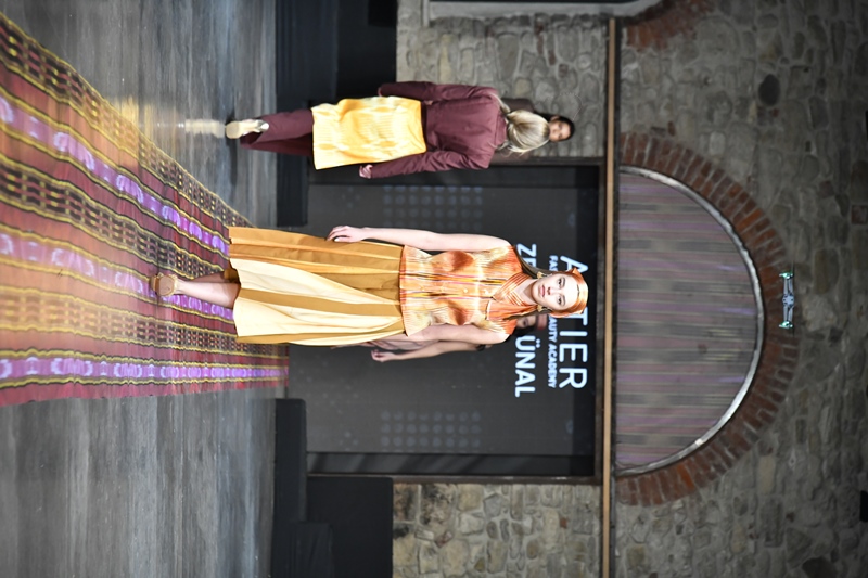 Alt�er Academy : Moda Tasar�m Ö�rencilerinden  Kutnu �pe�i �lhaml� Özel Defile 