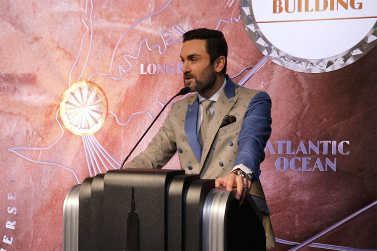Türk Modacı Peyman Umay’dan Gururlandıran Başarı