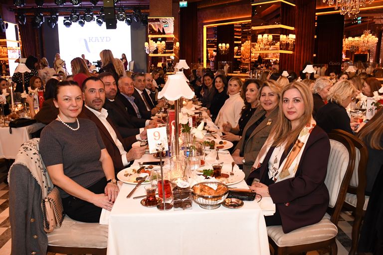 KAYD'�n �ftar Davetinde �� ve Cemiyet Dünyas� E�itim için Bulu�tu 