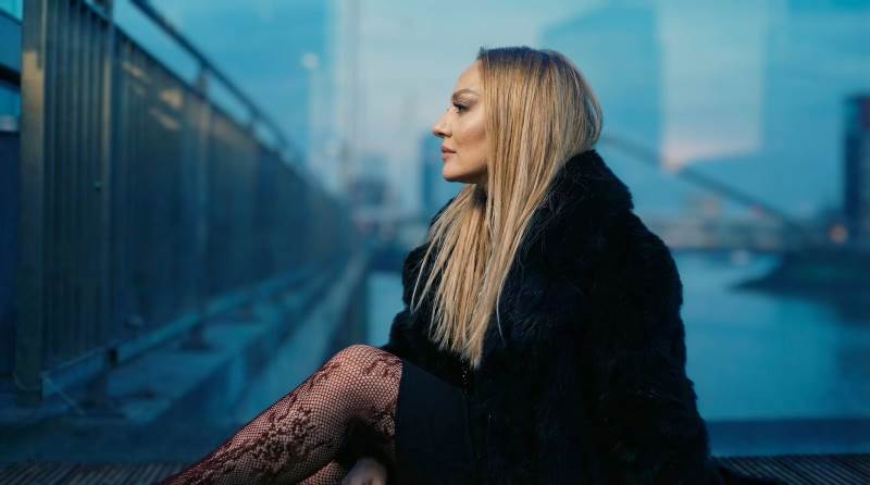  Elvan Çardak : �Türkiye Ve Dünyada  Binlerce Ki�iye Manevi  Rehberlik Yap�yorum� 