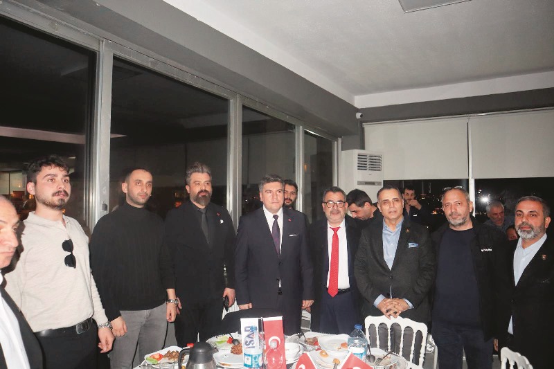 �ntisad�dan Ramazan�da Anlaml� Bulu�ma:  �ehit Ve Gazi Aileleri Ayn� Sofrada