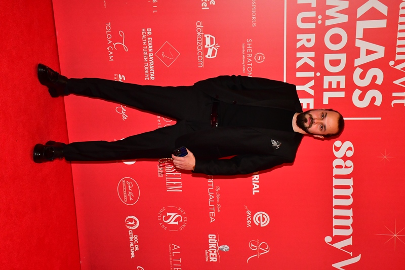 Sammyvit Klass Model Türkiye 2025 :  Ünlü �simler K�rm�z� Hal� ��kl���yla Oscar Gecesini Aratmad�