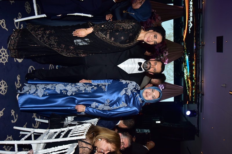 Betül Kavak-Bilal Teymur :  Görkemli Bir Dü�ün Töreni �le Hayatlar�n� Birle�tirdi