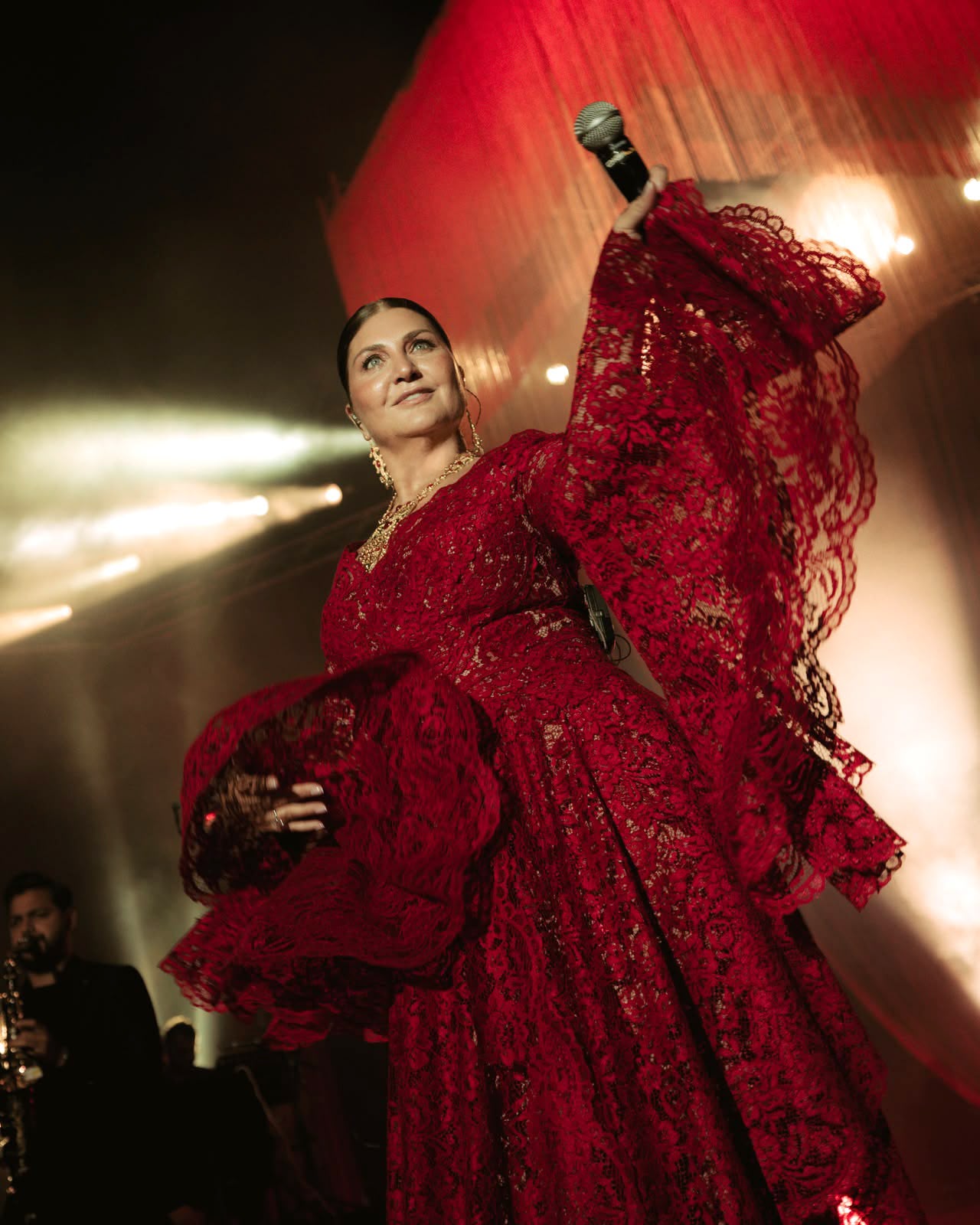 Ya�mur Sibel Can�� Durduramad�! Harbiye�de Ya�mur Alt�nda Müzik �öleni