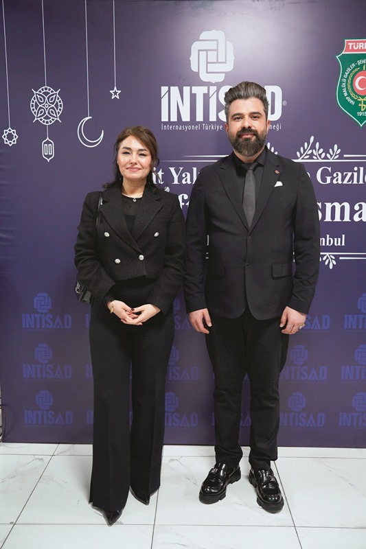 �ntisad�dan Ramazan�da Anlaml� Bulu�ma:  �ehit Ve Gazi Aileleri Ayn� Sofrada