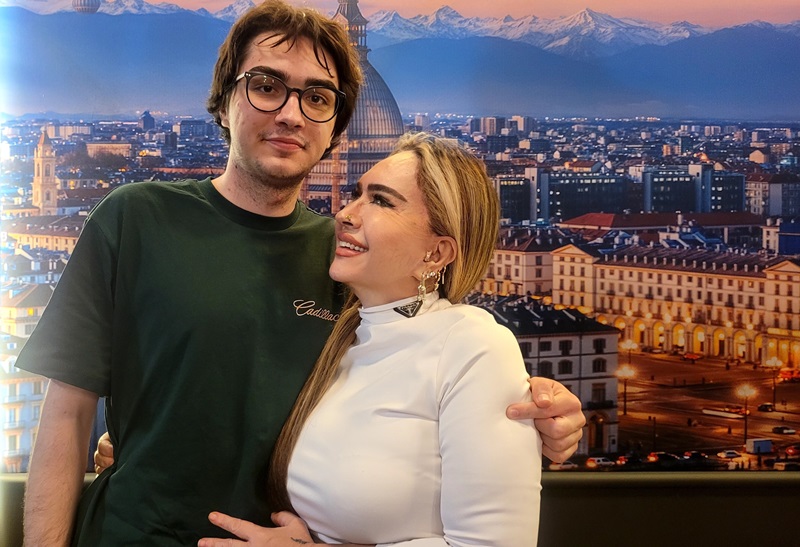 Nihal Kurt : �Hayattaki En Büyük A�k�m Önce O�lum, Sonra Da Mesle�im Doktorluk�