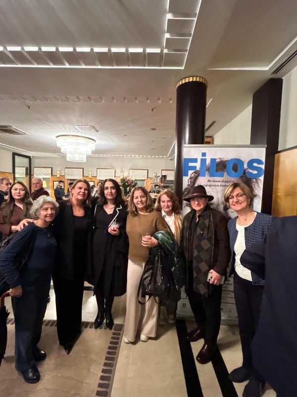 Filos, Pera Müzesi�nde �zleyiciyle Bulu�tu: Halikarnas Bal�kç�s��n�n Bodrum�a B�rakt��� Ekolojik Miras Perdeye Ta��nd�