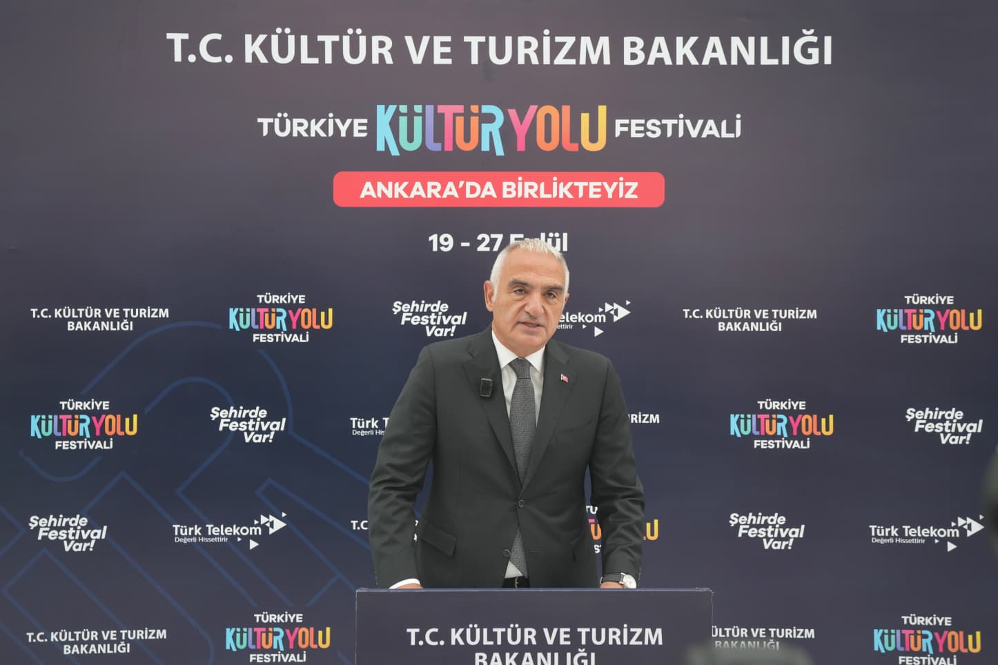 Bakan Ersoy Ba�kentte Start� Verdi! Ankara Kültür Yolu Festivali Ba�lad� Ersoy: �Ba�kentimizin Tarihini Ve Mimarisini Ressamlar�m�z�n Gözünden Yeniden Gördük� 