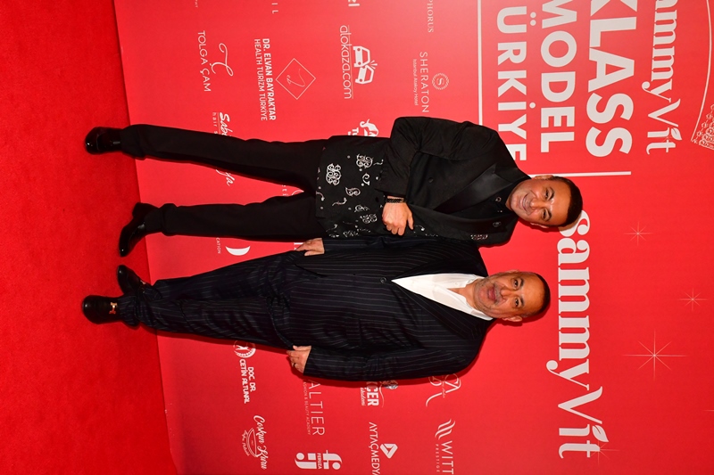 Sammyvit Klass Model Türkiye 2025 :  Ünlü �simler K�rm�z� Hal� ��kl���yla Oscar Gecesini Aratmad�