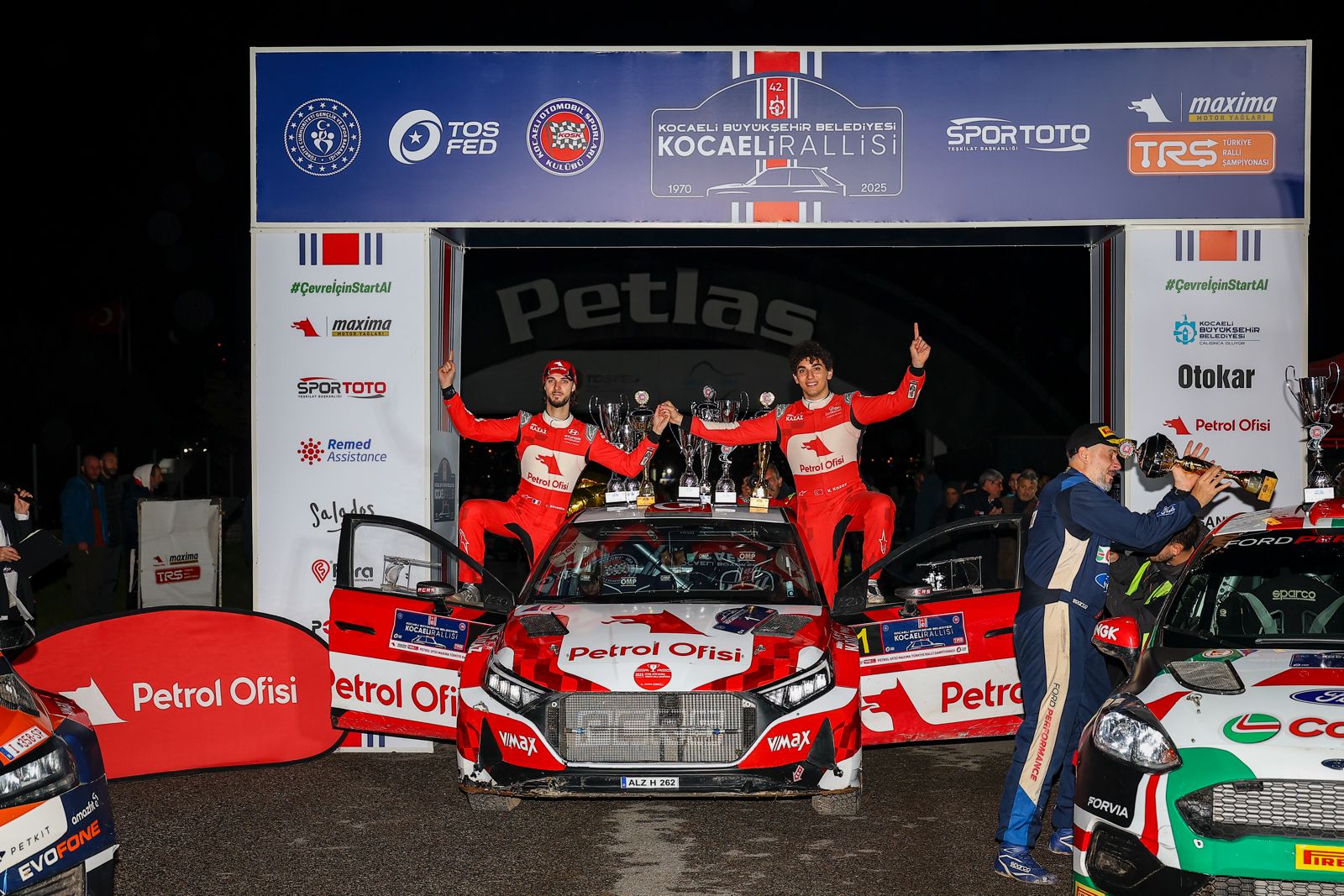 Türkiye Ralli ampiyonluunda Taht Deimedi: Kerem Kazaz Yine ampiyon!