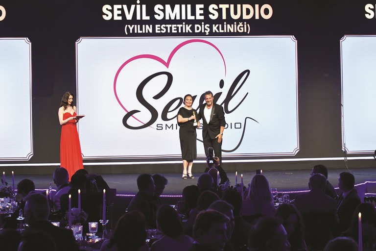 Sevil Pekmezci : lham Verici Öyküsü le Saysz  nsann Hayatna Dokundu