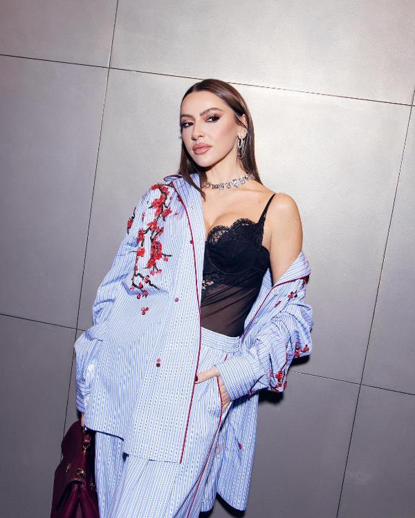 �talya�da Hadise�ye Sevgi Seli 