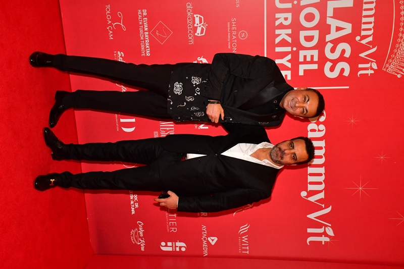 Sammyvit Klass Model Türkiye 2025 :  Ünlü �simler K�rm�z� Hal� ��kl���yla Oscar Gecesini Aratmad�