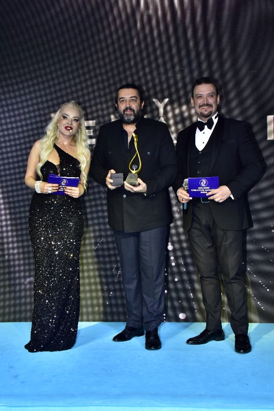 50Fifty�e Bir Haftada 2 Ödül 