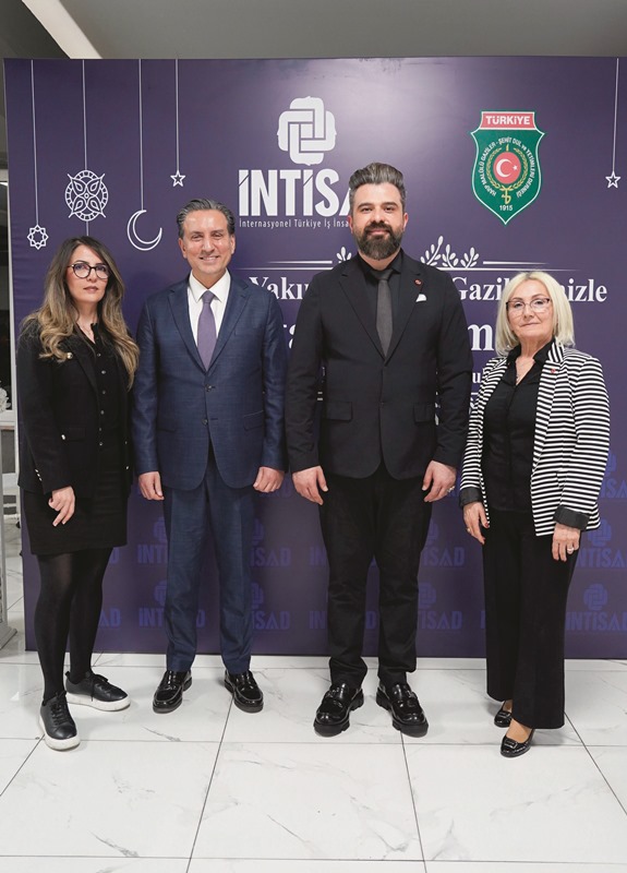 �ntisad�dan Ramazan�da Anlaml� Bulu�ma:  �ehit Ve Gazi Aileleri Ayn� Sofrada