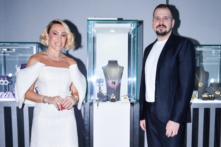 “Monad Koleksiyonu” Mücevher ve Sanatseverleri Bir Araya Getirdi ...